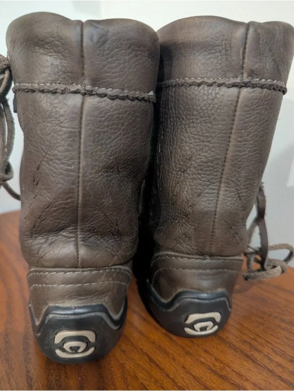 MANITOBAH Mukluks Gatherer kids waterproof boots, Brown cocoa, C 10